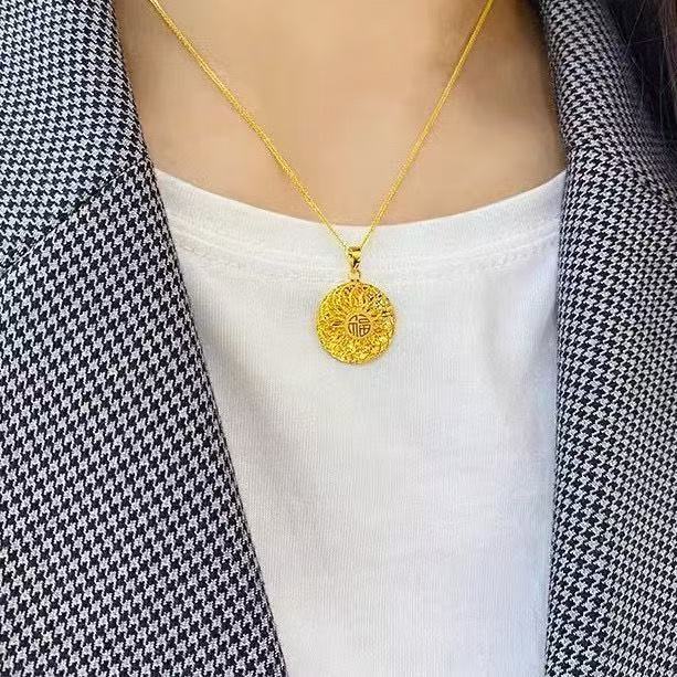 Gold Fu Character Round Pendant Necklace – Hollow Sunburst Fortune Medallion