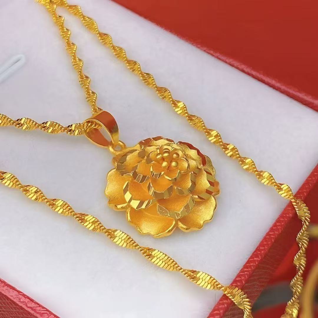 Gold Blooming Peony Pendant Necklace – 3D Sculpted Floral with Twisted Chain