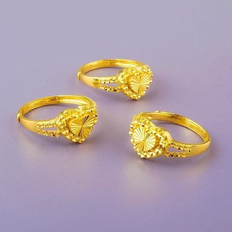 Heart-to-Heart Sand Gold Ring — Adjustable Diamond-Cut Love Ring